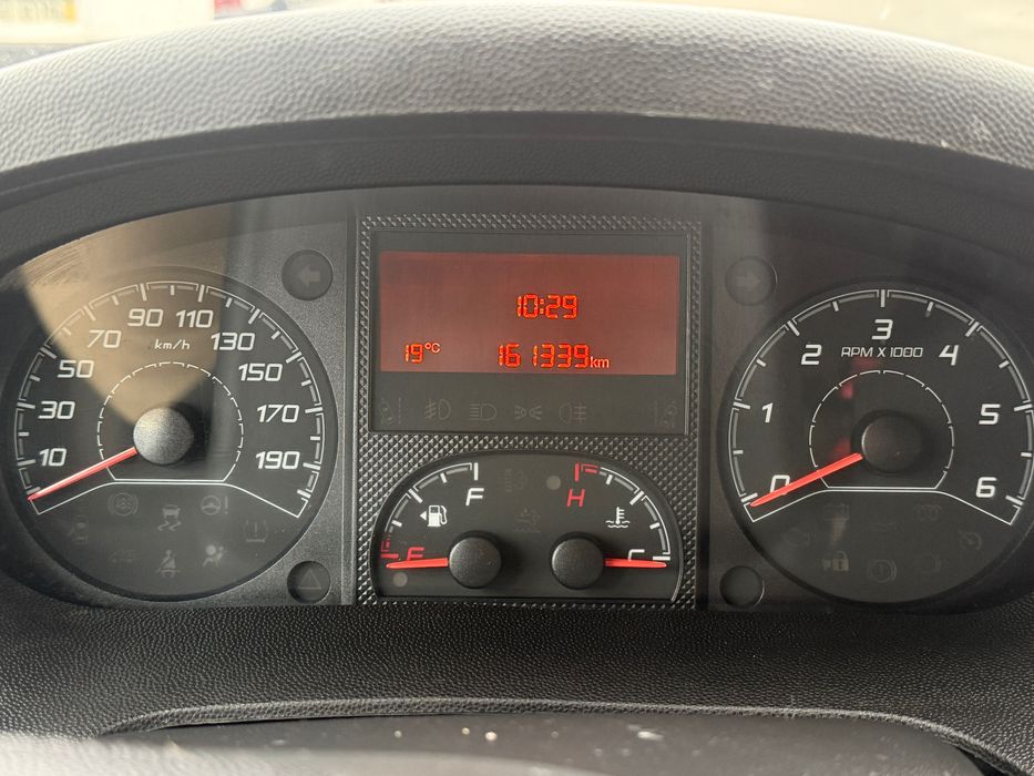 Peugeot boxer bluehdi 130 premium pa 335 L2H2