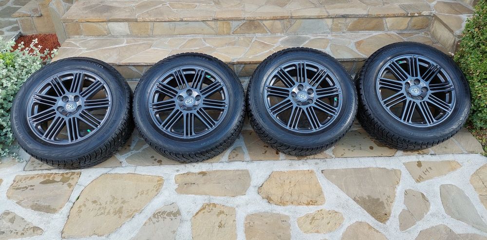 Koła Felgi SUV 18' 5x114.3 Oe Toyota/Opony Nokian 235/55/18