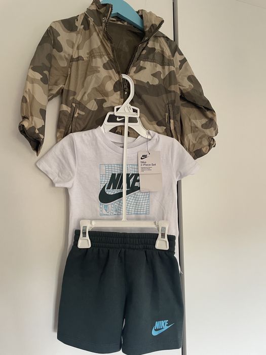 Nowy komplet Nike 12-18 miesięcy, gratis