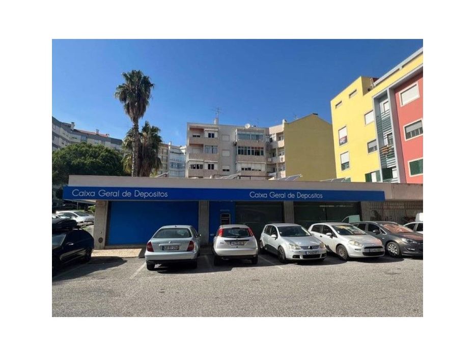 Novidade - Loja 370 m2 - Imóvel de Banco