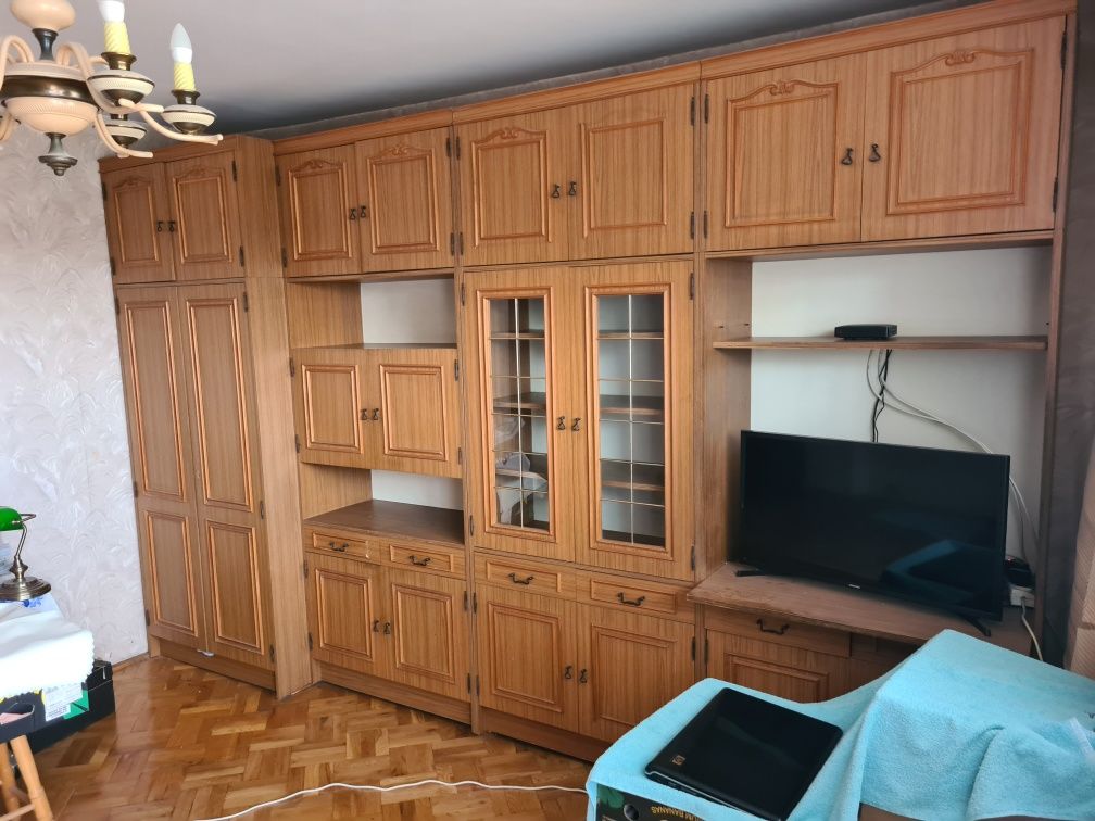 Sprzedam segment meble komplet 2.4m x 4m. Stan bardzo dobry.