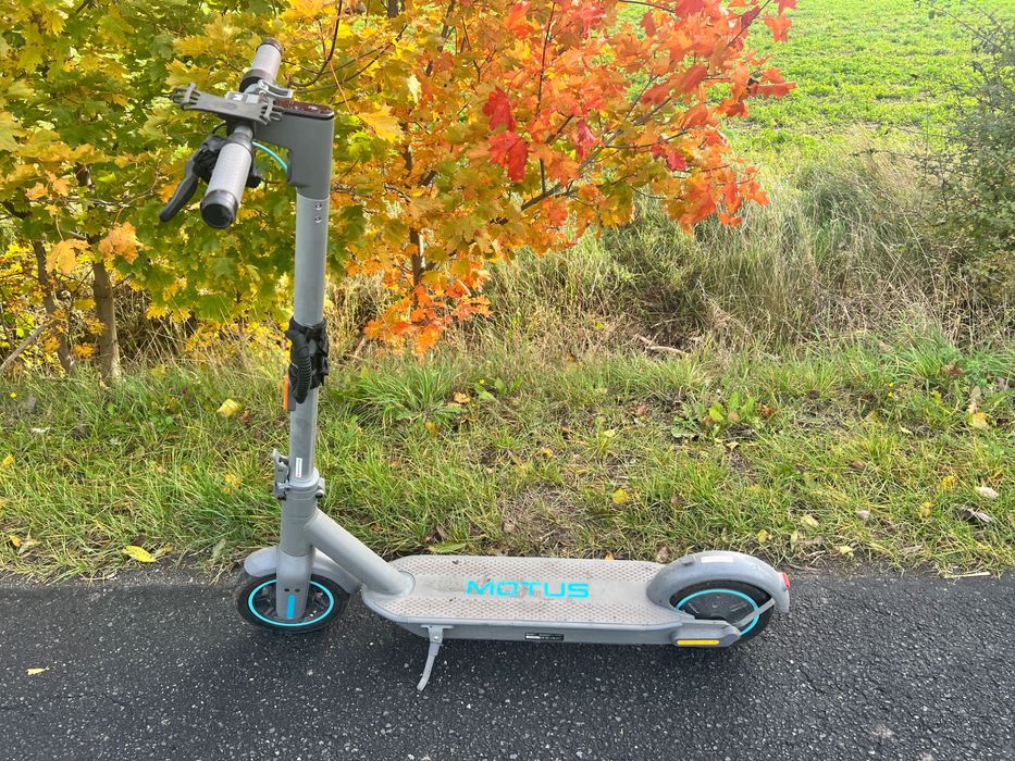 Hulajnoga elektryczna Scooty 10