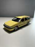 Volvo 850r model 1:18 auto art