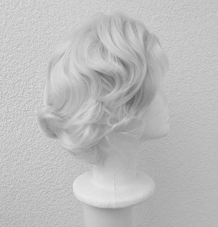 Szara siwa peruka z lokami krótka bez grzywki cosplay Astarion wig