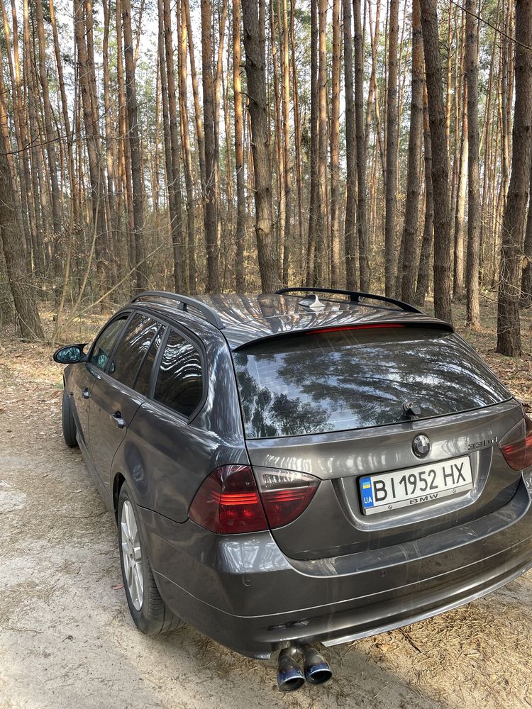 Продам BMW E91 2.0D