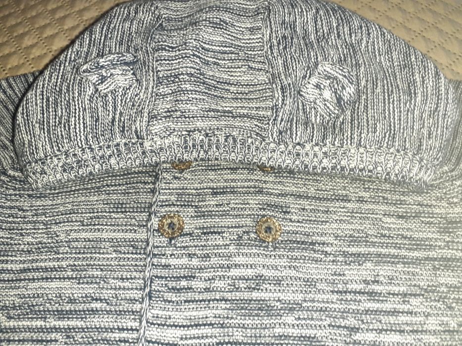 Casaco de malha capuz com orelhinhas