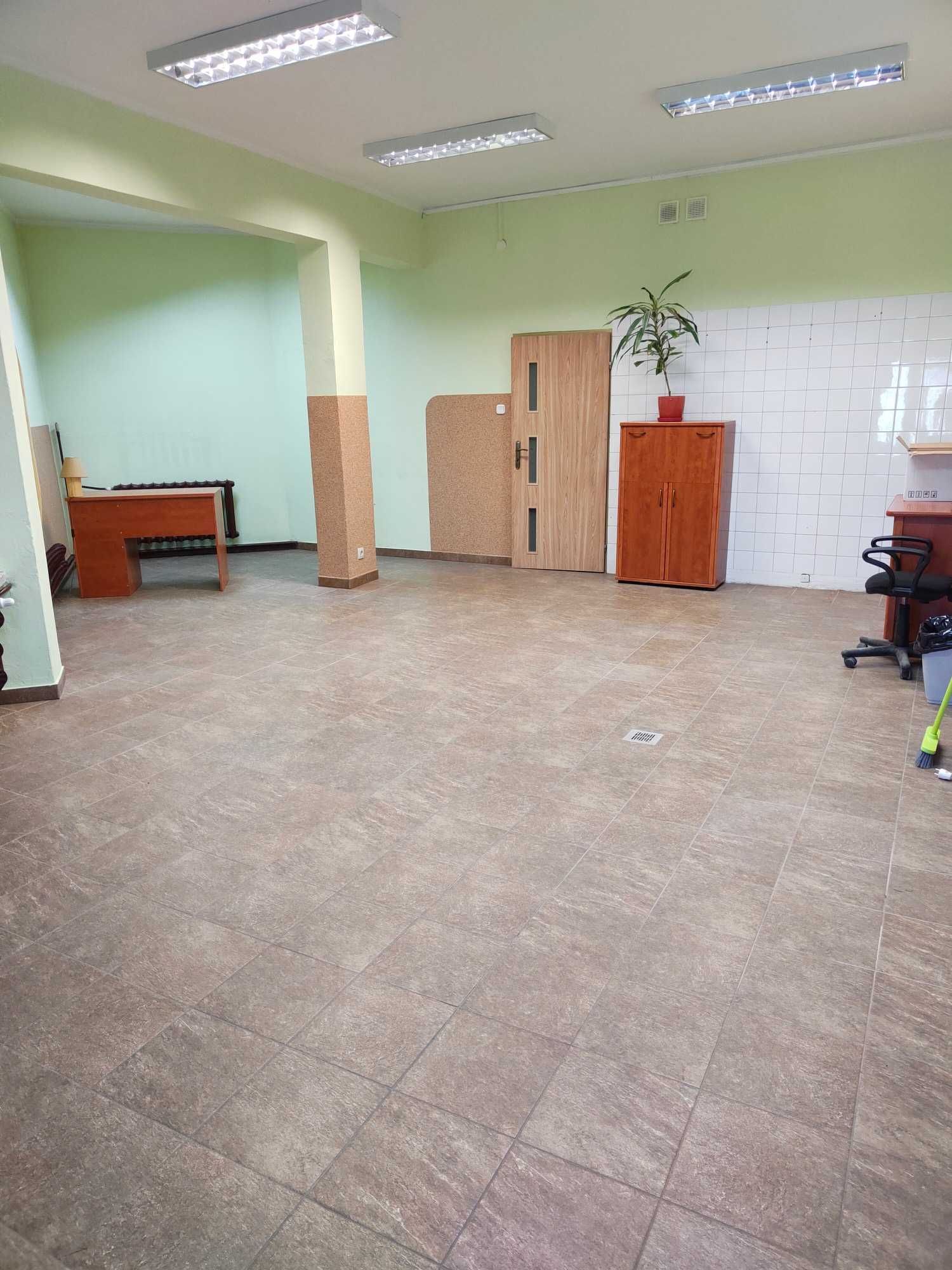 Sprzedam lokal ul.Pułaskiego72 os.Falka