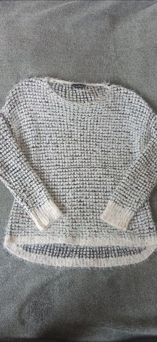 Kremowo czarny sweterek włochaty mięciutki cieplutki M-XL Lisa Tossa