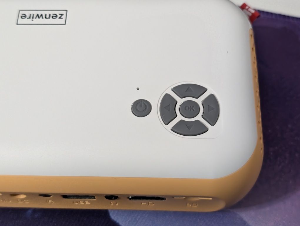 Mini projektor Zenwire A10
