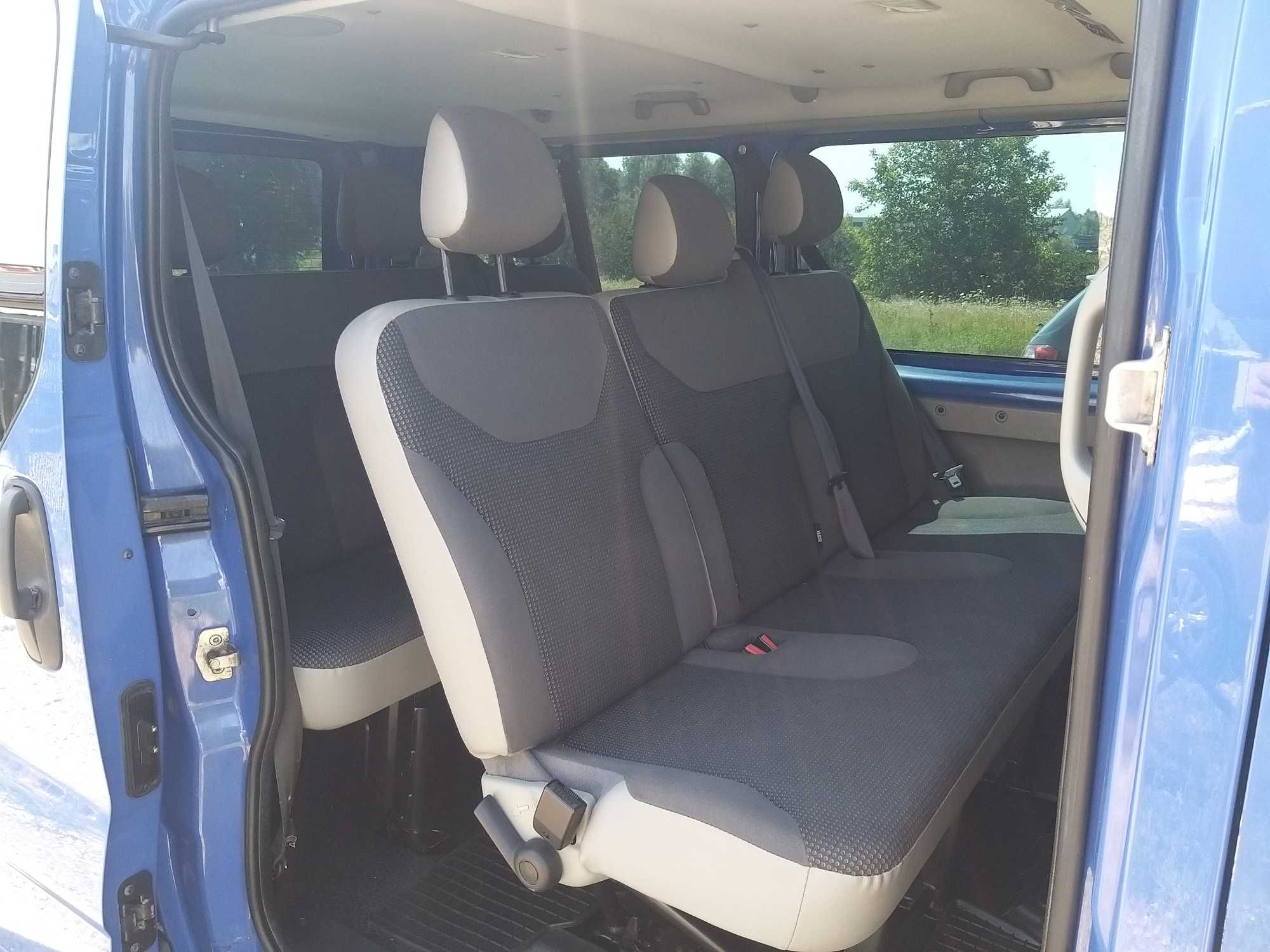 Opel Vivaro 9 osób