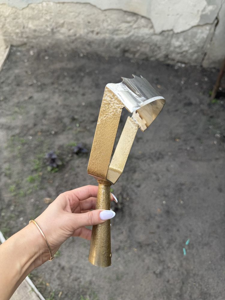 Плоскорез , сапа , тяпка из ленточной пилы