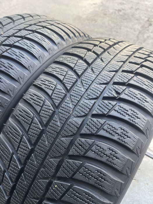 Шини зимові R17 225 55 Bridgestone Склад Осокорки