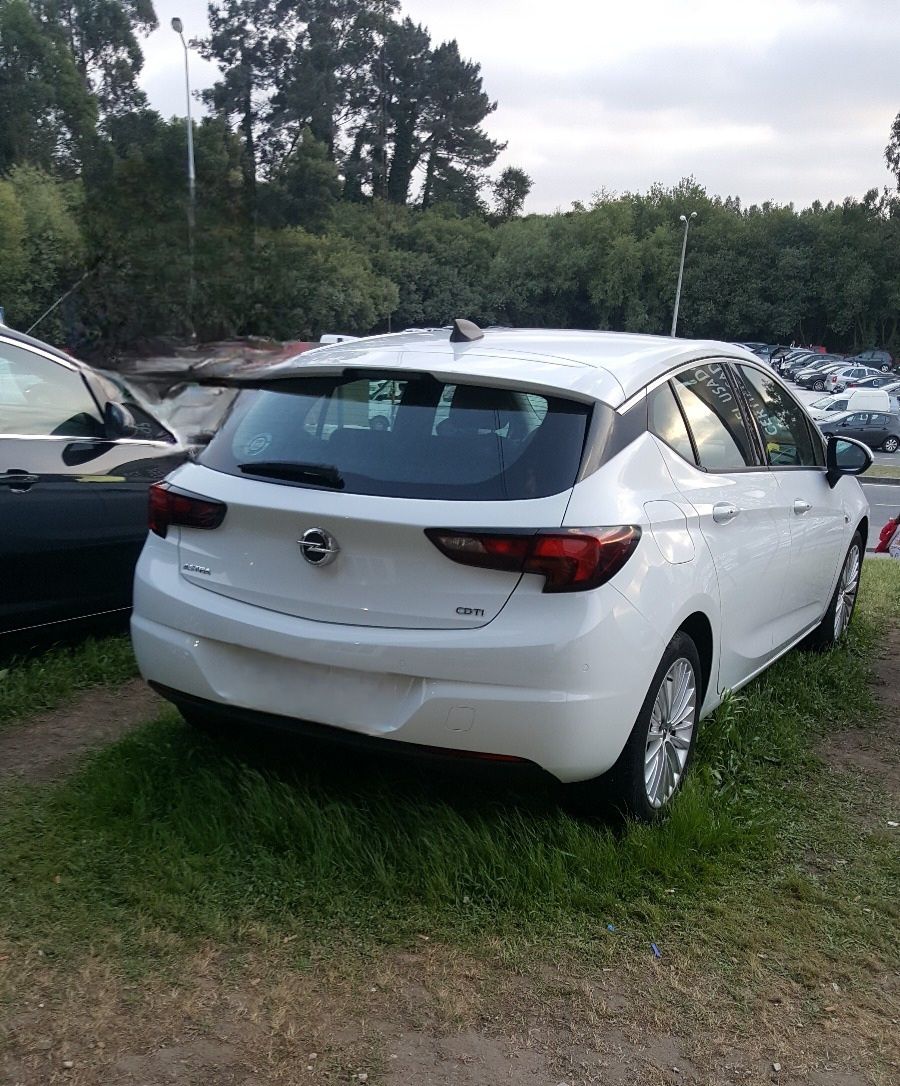 Opel astra k 1.6