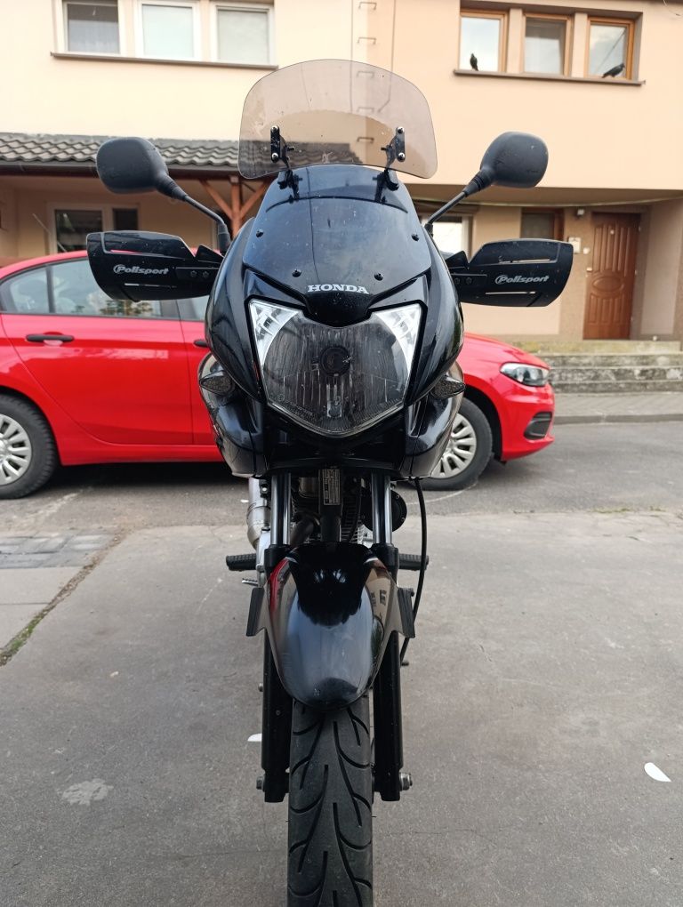 Honda CBF125 HondCBF125