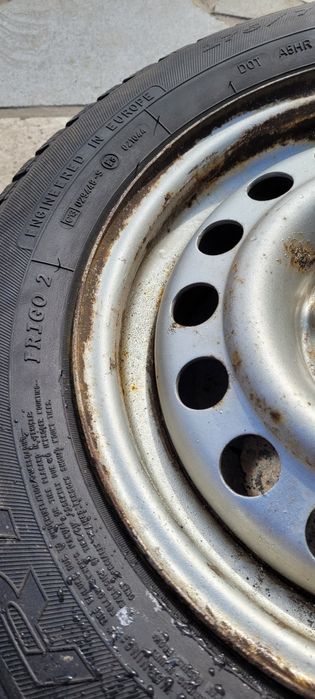 Koła 14 cali od bmw  .zimowe opony komplet 200 zł.