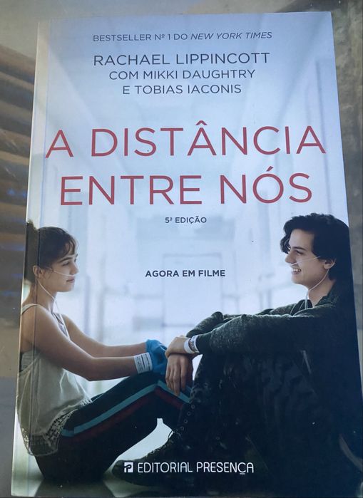 Livro - “A distância entre nós”