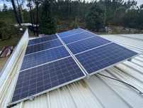 Paineis solares.