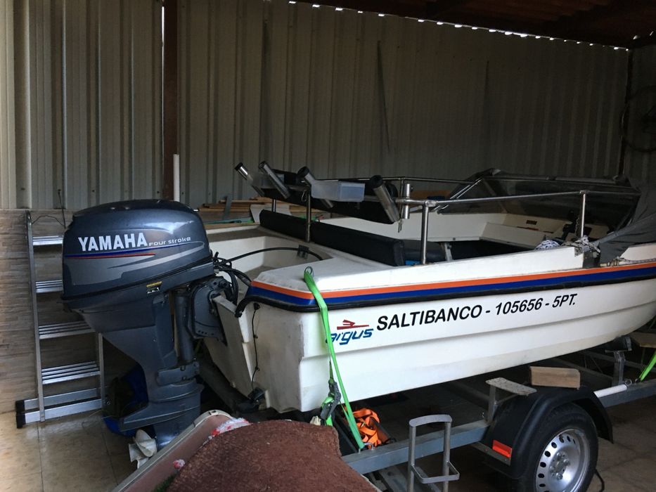 Barco Argus em muito boas condições