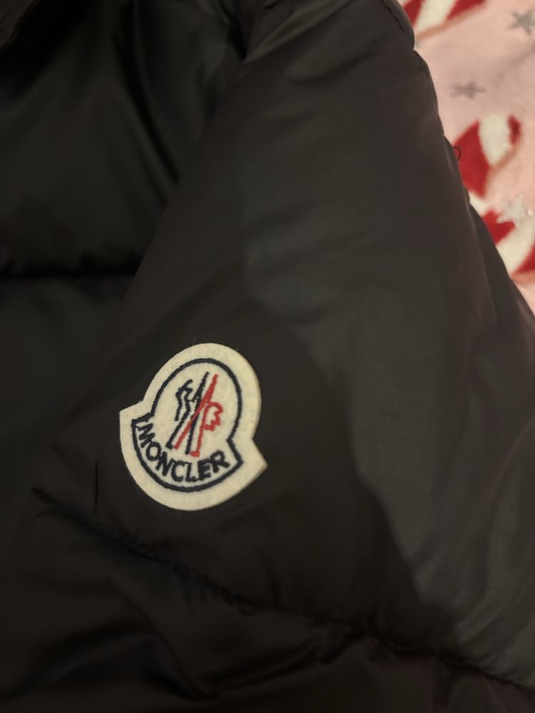 Kurtka moncler damska