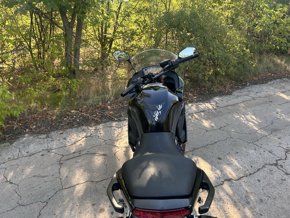 Продам Kawasaki 400r