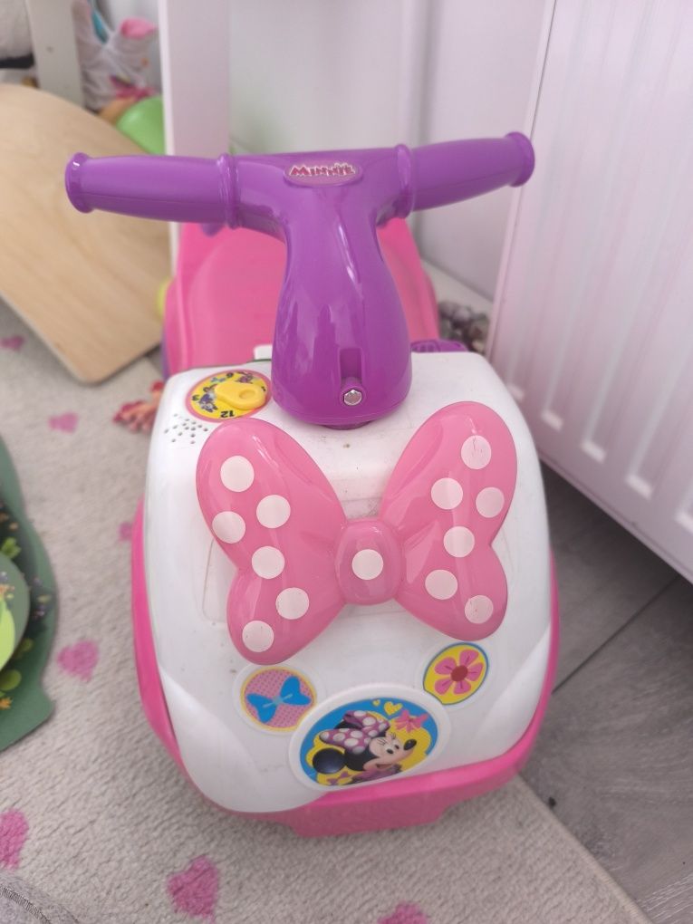 Jeździk Minnie Mouse Smyk