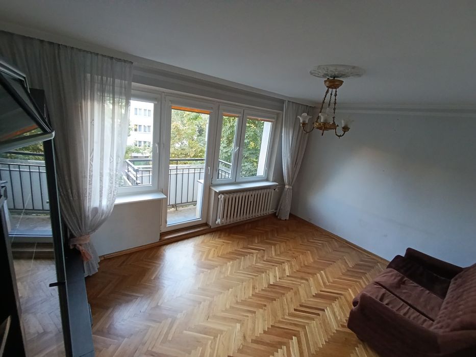 Słoneczne Ładne 2 pokoje, bezpośrednio. Stegny.