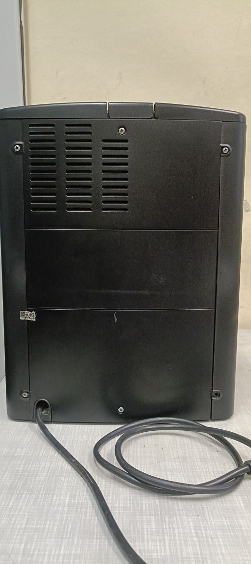 Expres DeLonghi Magnifica ESAM3000.B