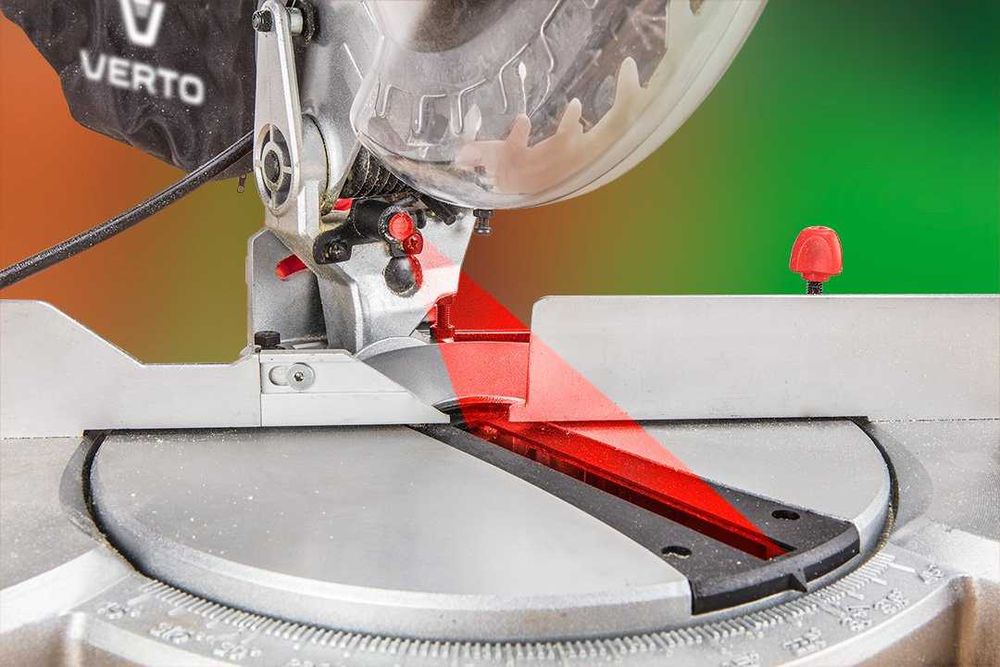 Pilarka piła ukosowa ukośnica 1500 W tarcza 210 x 30 mm VERTO 2510