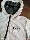 Sprzedam kurtke DKNY w kolorze pudrowego rózu rozmiar M