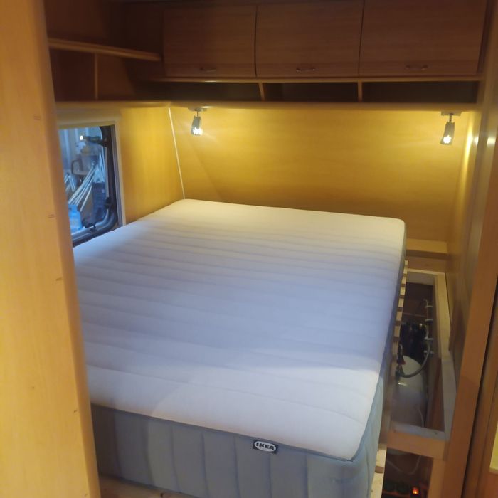 Каравани  кемпінг будинок на колесах причіп дача