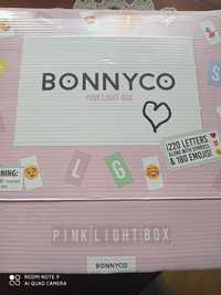 Light Box Bonnyco z 220 literami i emotikonami