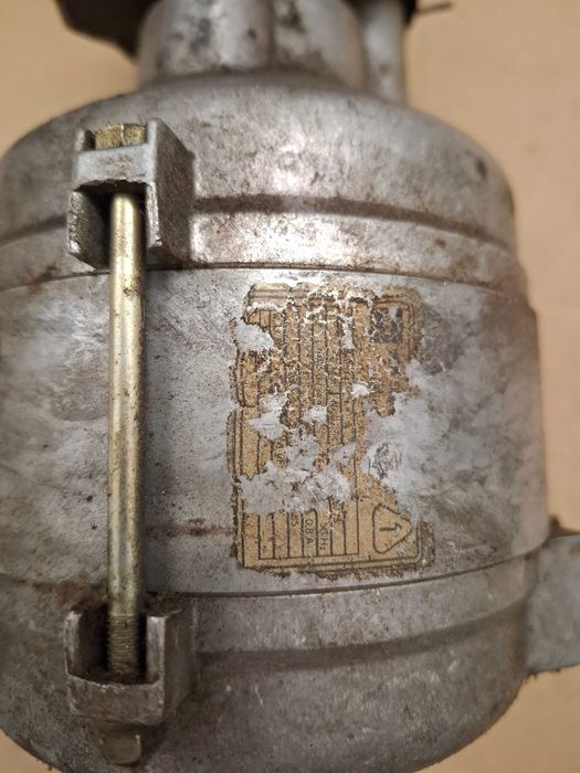 Silnik 0,8A 200W 3-fazowy / jednofazowy z kondensatorem