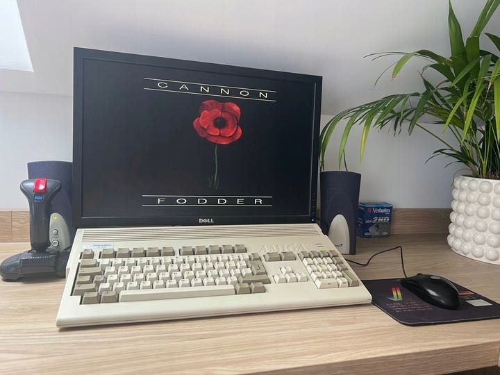 Amiga 500/600/1200 Karta CF/SD, Gotowiec GRY, DEMA, PROGRAMY !!!