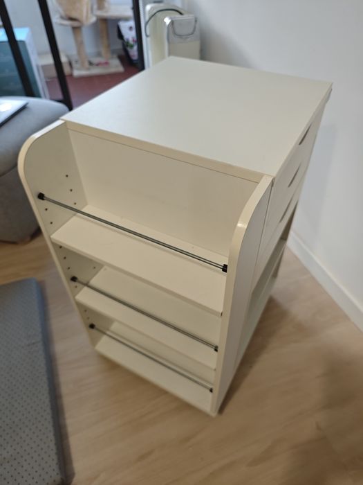 Móvel de gavetas ikea
