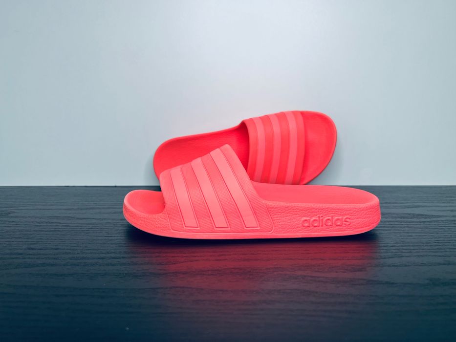 Шльопанці Adidas ADILETTE AQUA SLIDES 37р 22.5см
