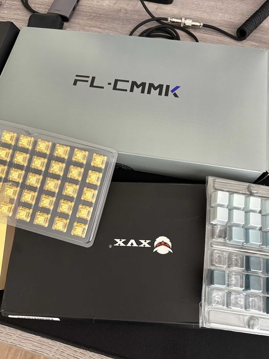 Механічна клавіатура FL-CMMK MK-750 HotSwap RGB