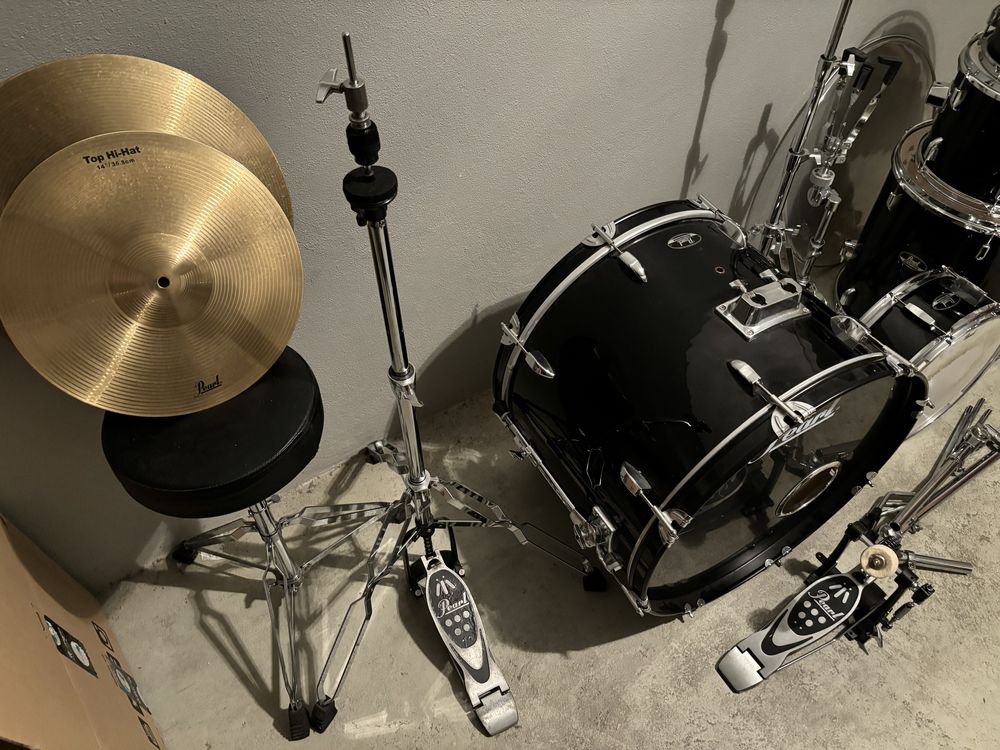 Pearl Roadshow Jet Black 20” 5pc