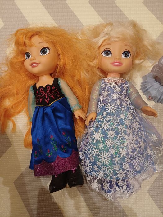 Lalki anna I elsa plus lampka