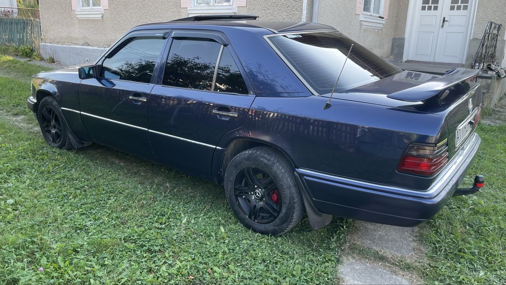 Mercedes Benz w124 250D МЕРСЕДЕС 1995 рестайлінг