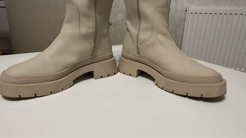 Чоботи Next 39р б/у