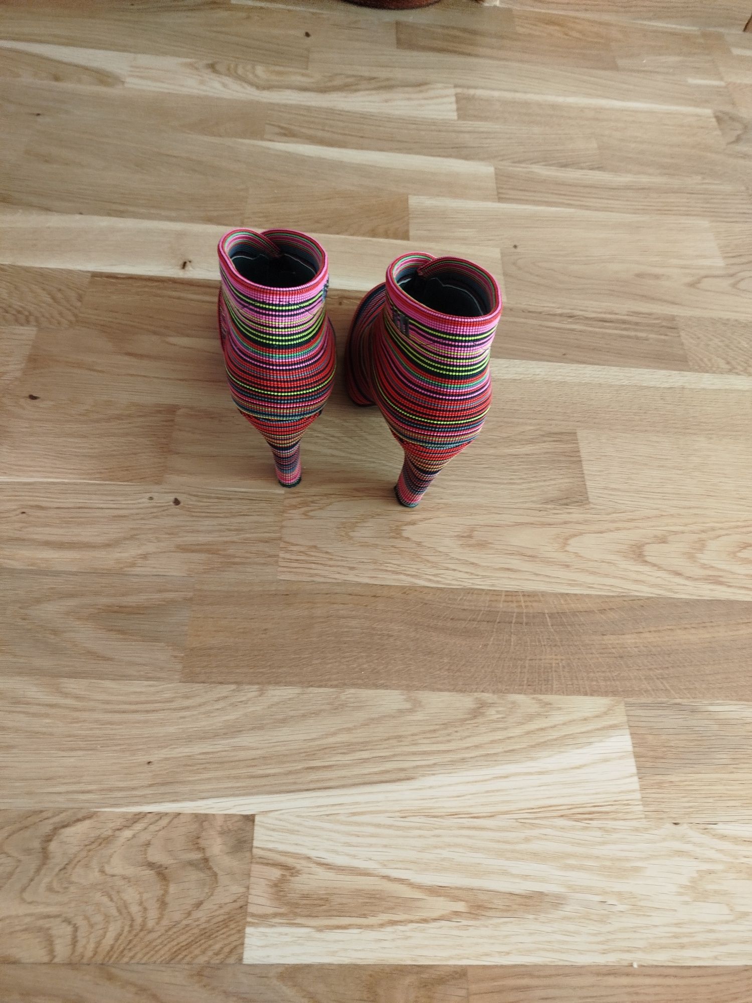 Buty jesienno wiosenne na obcasie