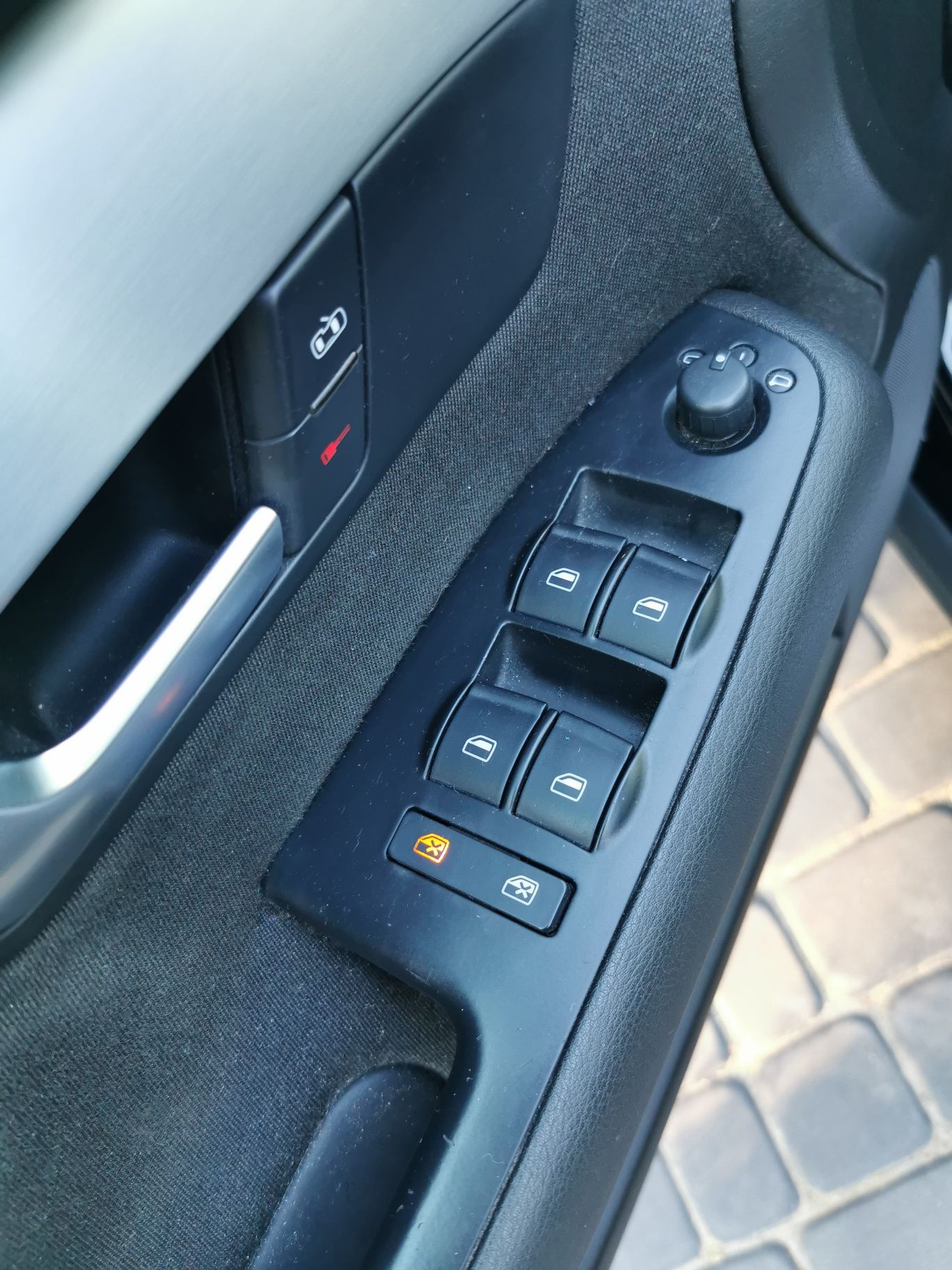 Sprzedam Audi A4 b7, 1.6 mpi, bezwypadkowy i bezkolizyjny