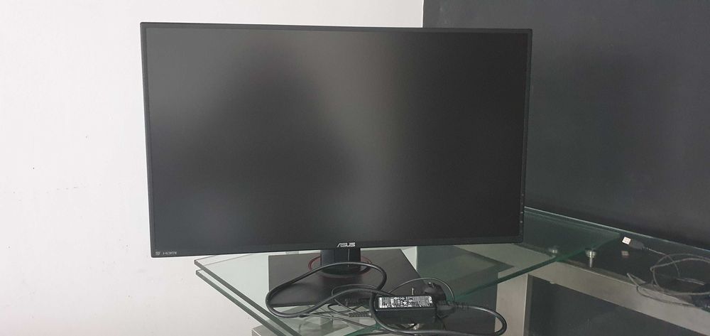 Monitor ASUS 27"