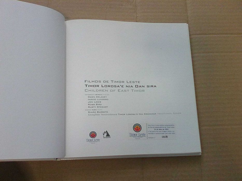 Filhos de Timor Leste - Livro + CD