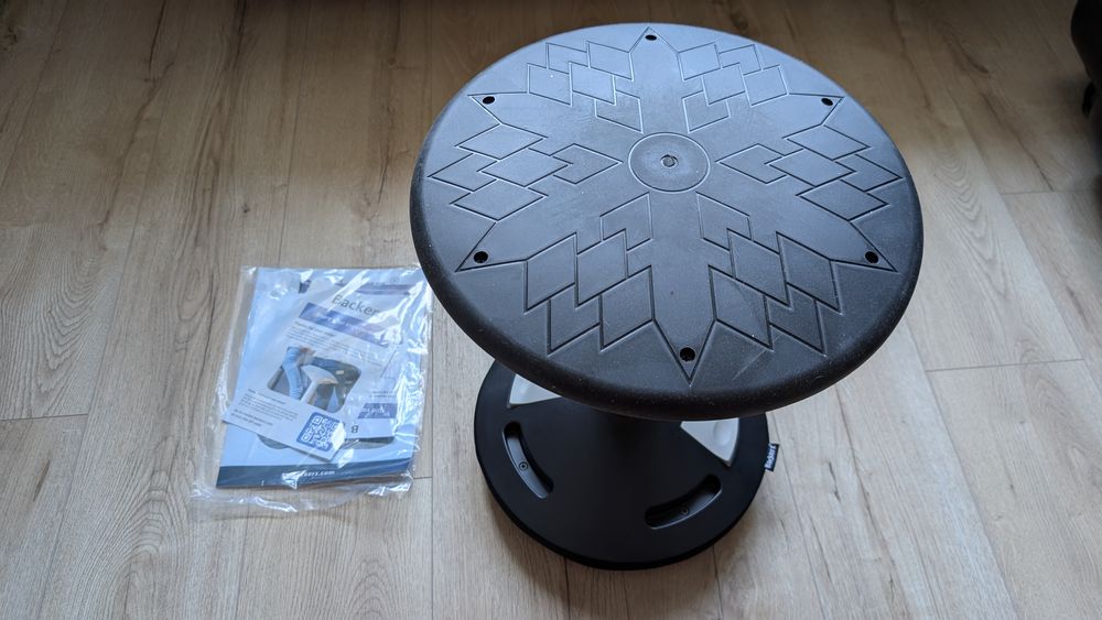 Backerz Ergonomiczny Stołek Taboret Z Regulacją Wysokości Czarny U408