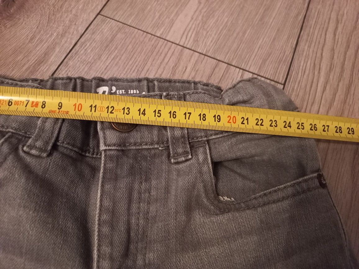 Spodnie jeansy dla chłopczyka r.104