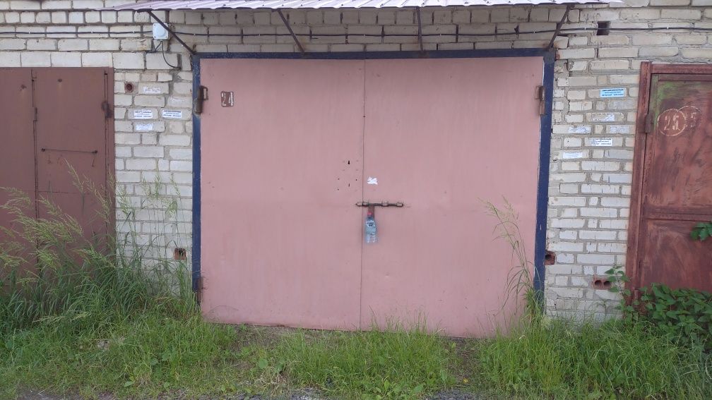 Продам  приватизований гараж  у кооперативі "Стир 2".
