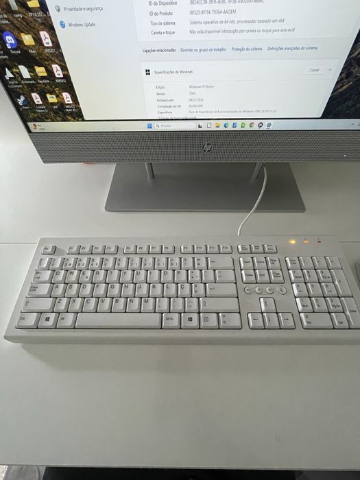 HP all-in-one 24’’ PRONTO A USAR