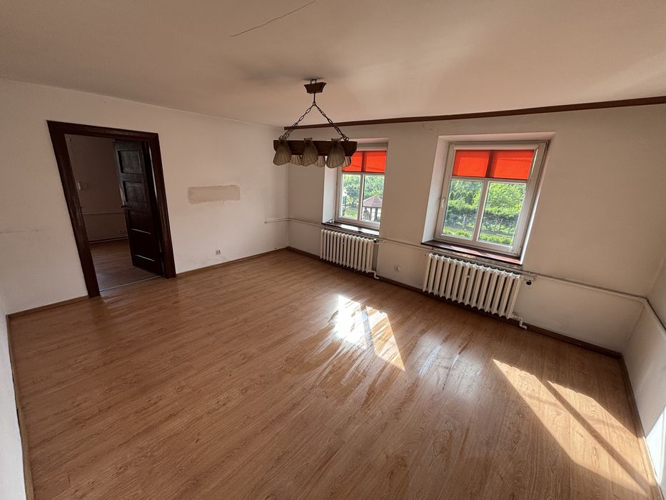 Mieszkanie z ogrodem i sadem na obrzeżach miasta