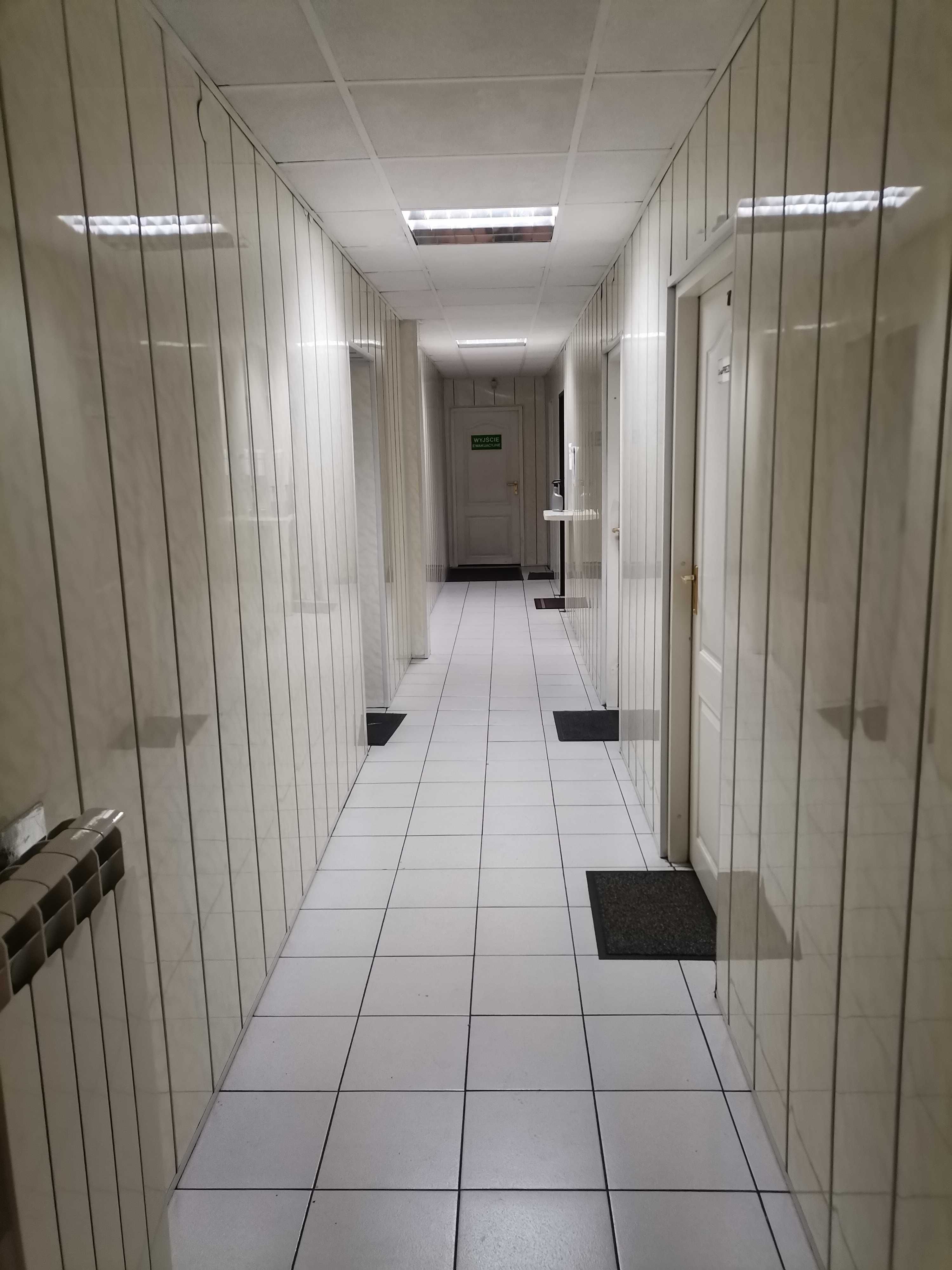 Biuro 150 m² .Osobne wejście. Miejsca parkingowe. Będzin, Zagórska 35A